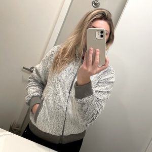 Sherpa Patagonia zip up